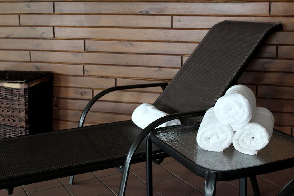 Quality Inn Мон-Лорье Экстерьер фото