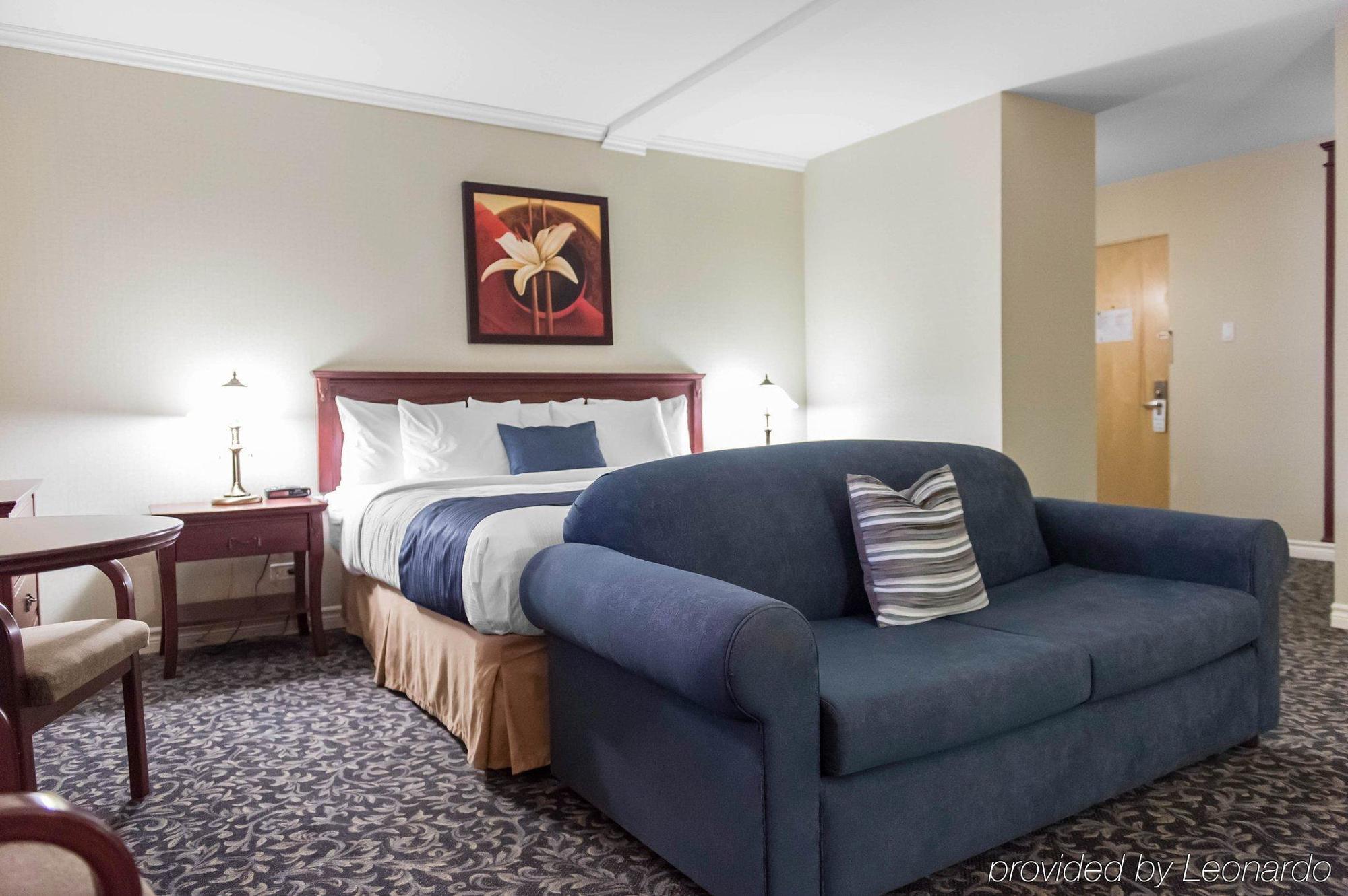 Quality Inn Мон-Лорье Экстерьер фото